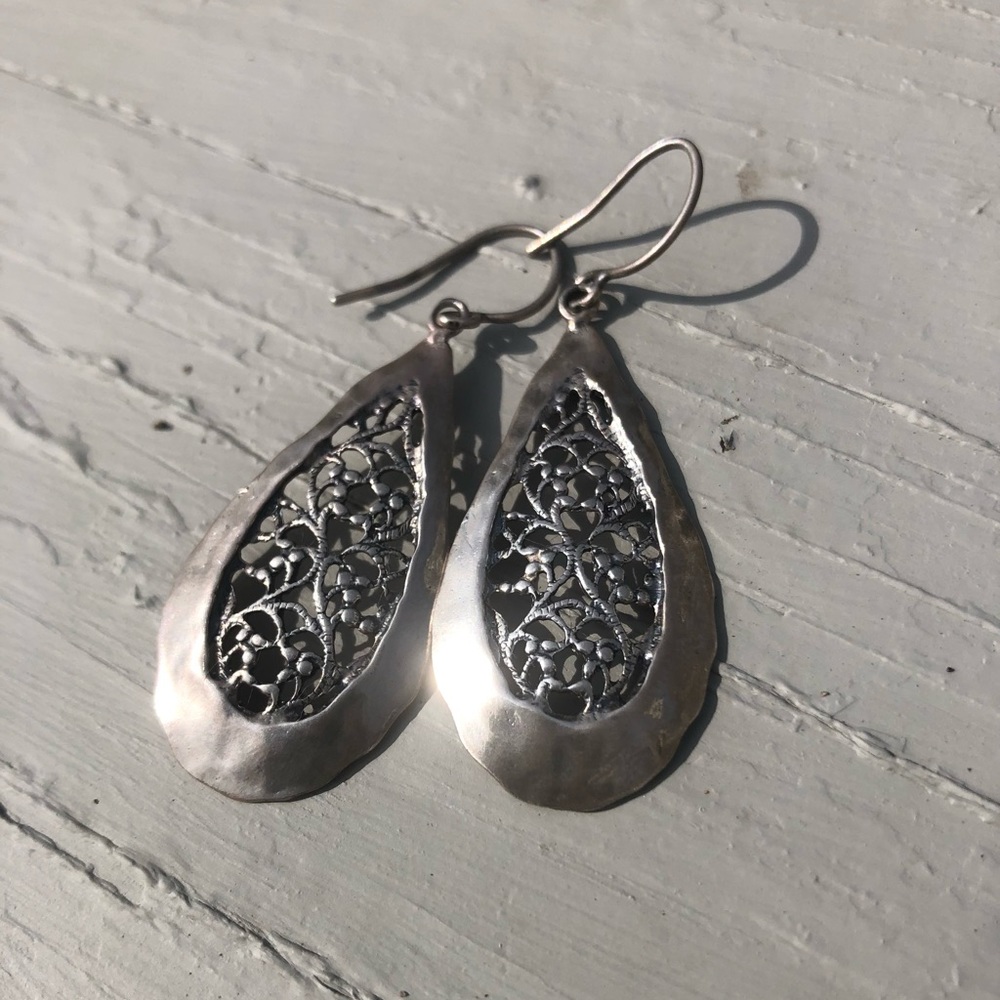 Silpada hammered silver drop earrings